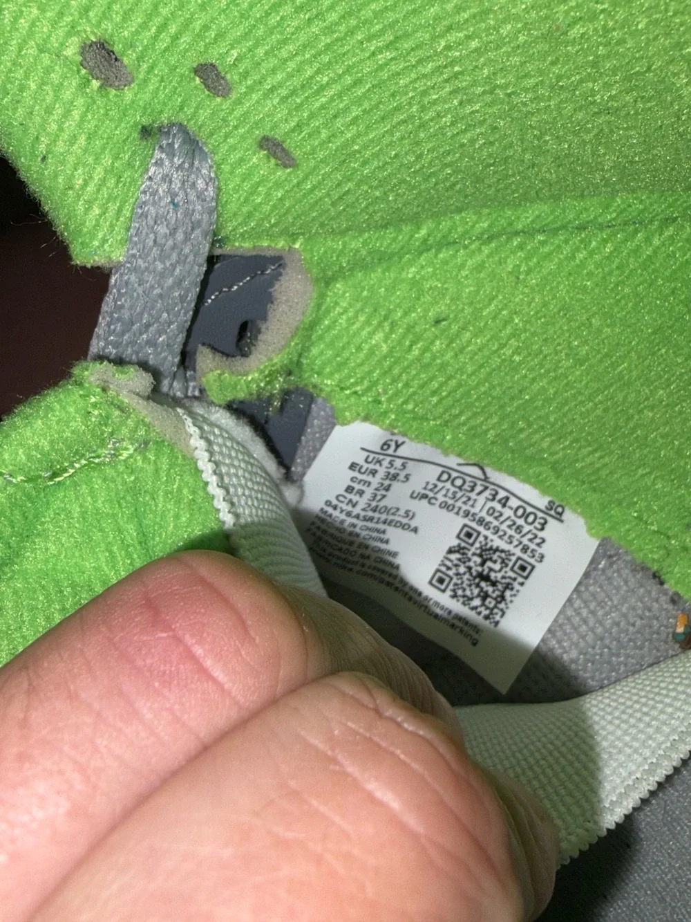 Big Boy JORDAN AIR JORDAN RETRO 5 GREEN BEAN GRADE-SCHOOL sz 6Y